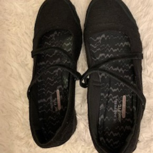 Skechers Shoes - Skechers Sz 11M Leather Upper Memory Foam Shoes